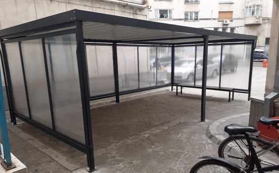 Adapost pentru fumat 